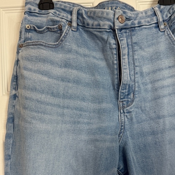 American Eagle Outfitters Light Blue Curvy Super High Rise Flare Jeans size 18S - Picture 2 of 10